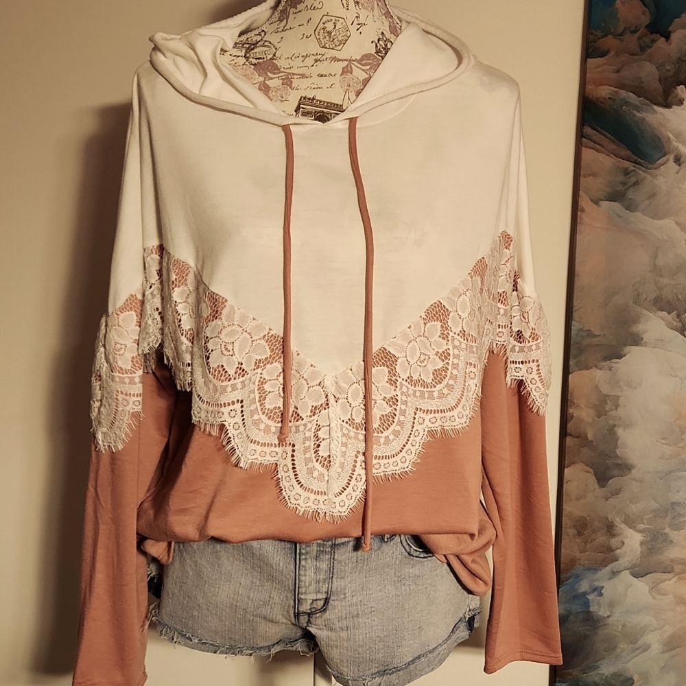 Long Sleeve Hooded Top